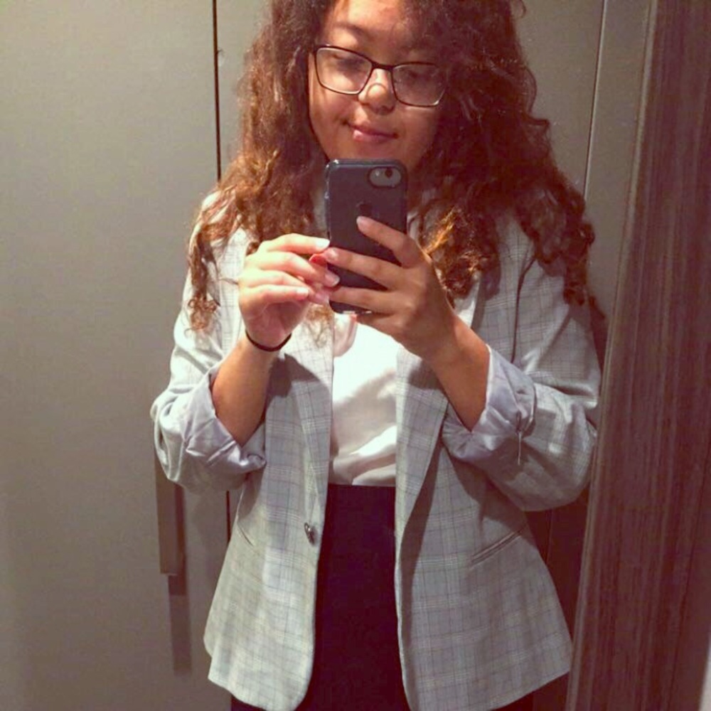 Meet your Posher, Marisa